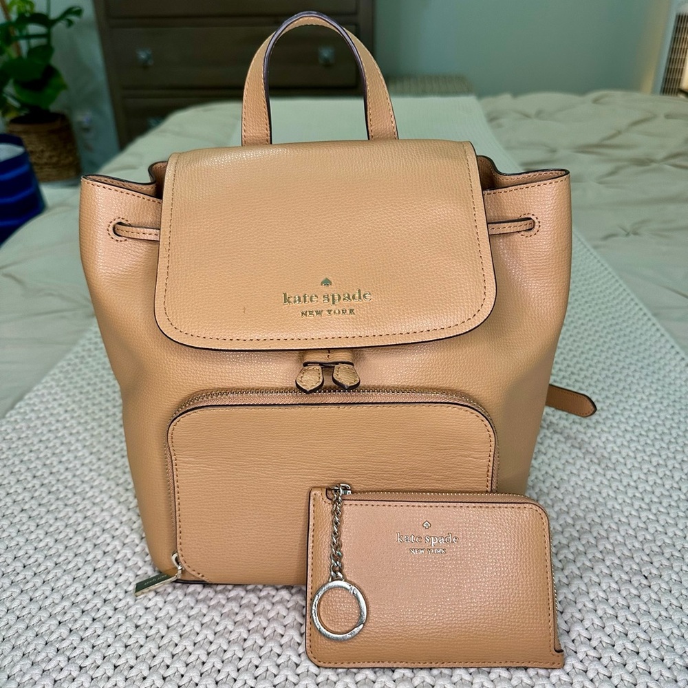 🎒♠️Kate Spade Leather Darcy Flap Backpack + matching Coin Purse! 🆓 FREE SHIPPING